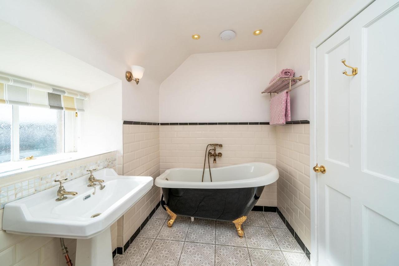 Thrums Cottage Kirriemuir Eksteriør billede